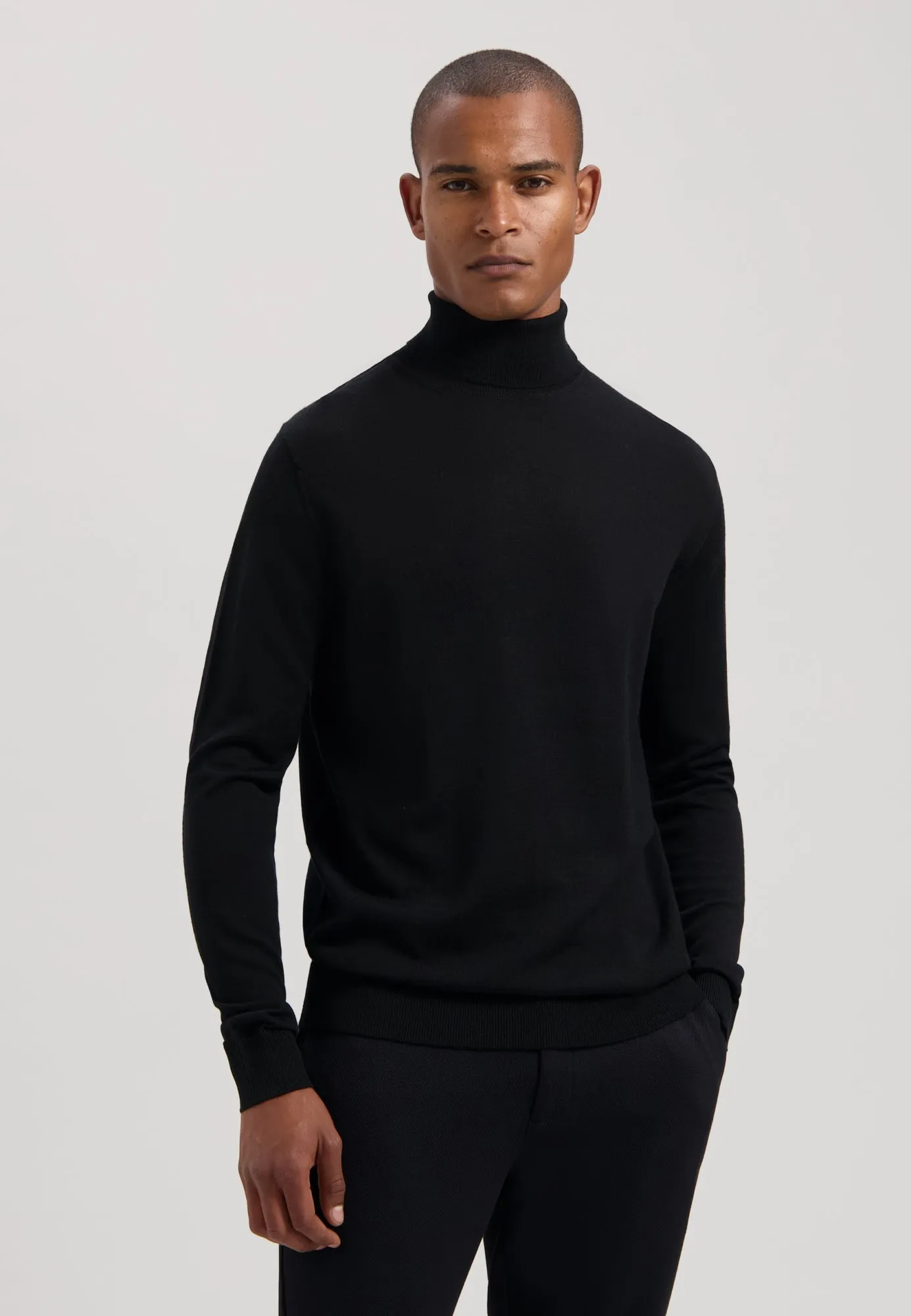 Destin Turtleneck